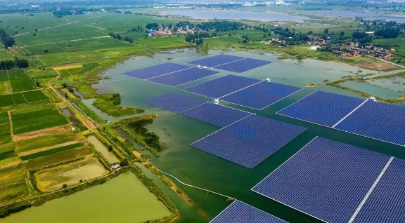 中國十三省最大光伏電站在這里！欽州康熙嶺的光伏電站能排上號了嗎？